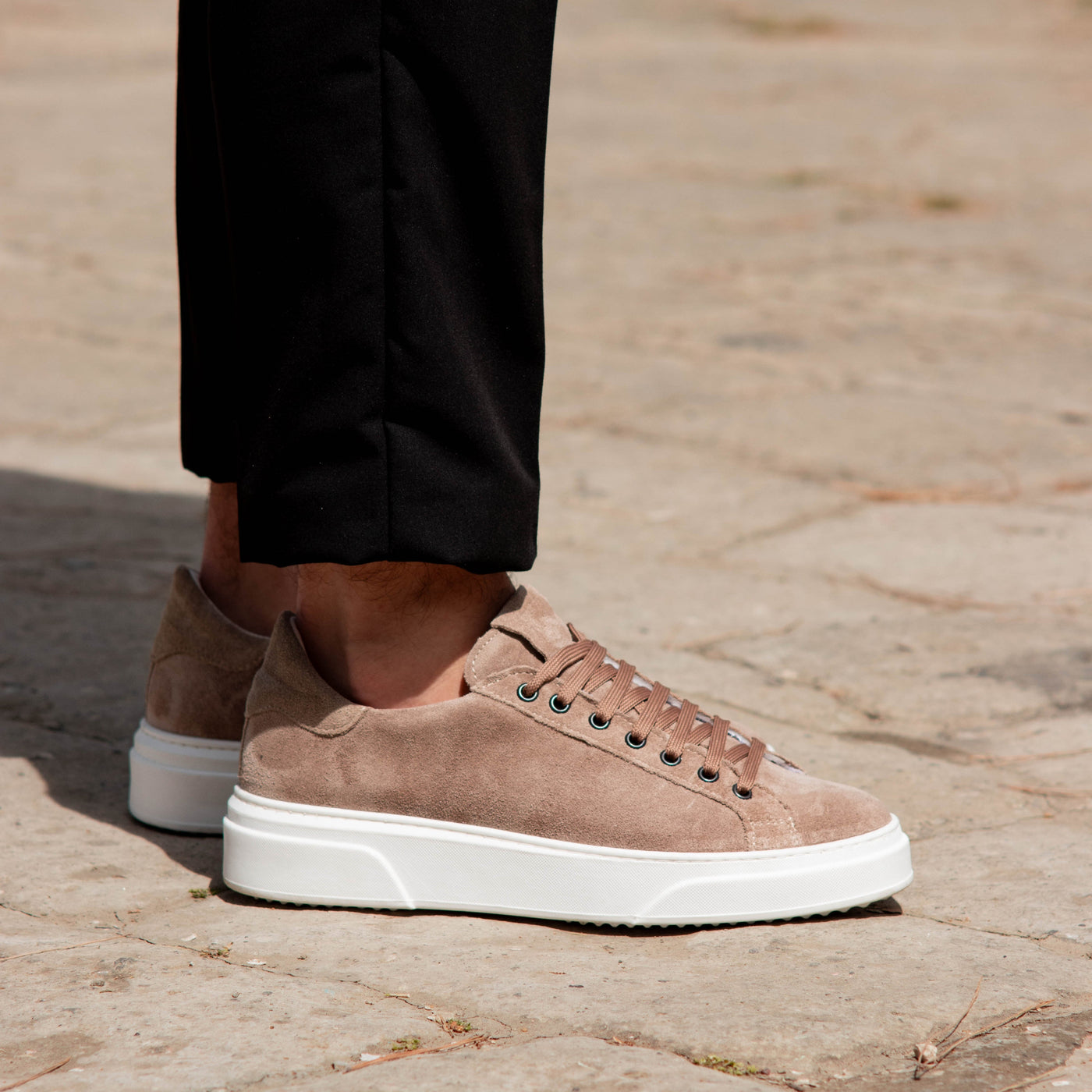 Leon | Modern Sneakers