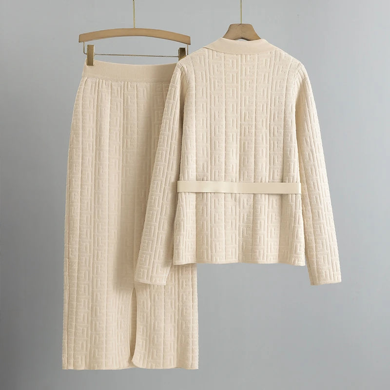 "Marietta" Elegant Knitted Set