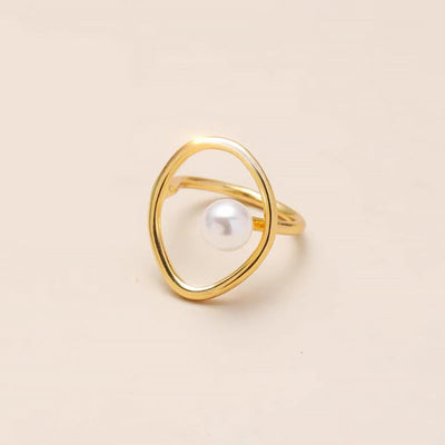 Minimalistic Gold-Tone Circle Ring with Pearl Detail