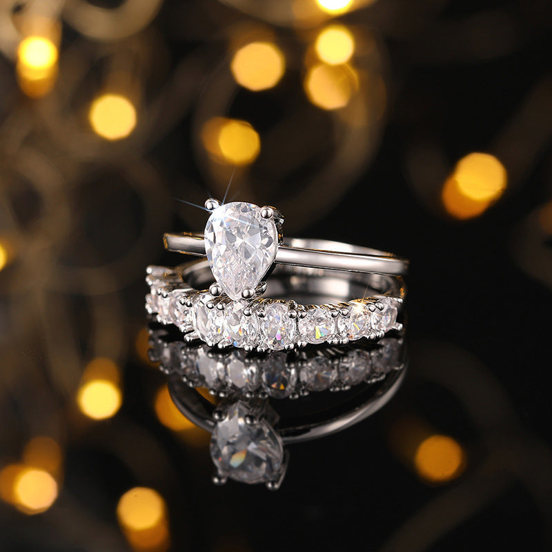 Vivienne Hartley Ring | White Gold 18k