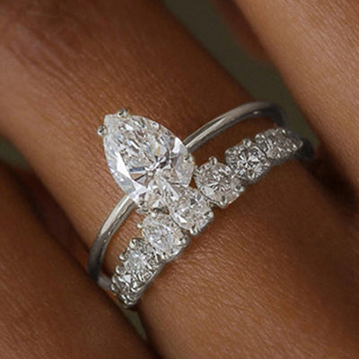 Vivienne Hartley Ring | White Gold 18k