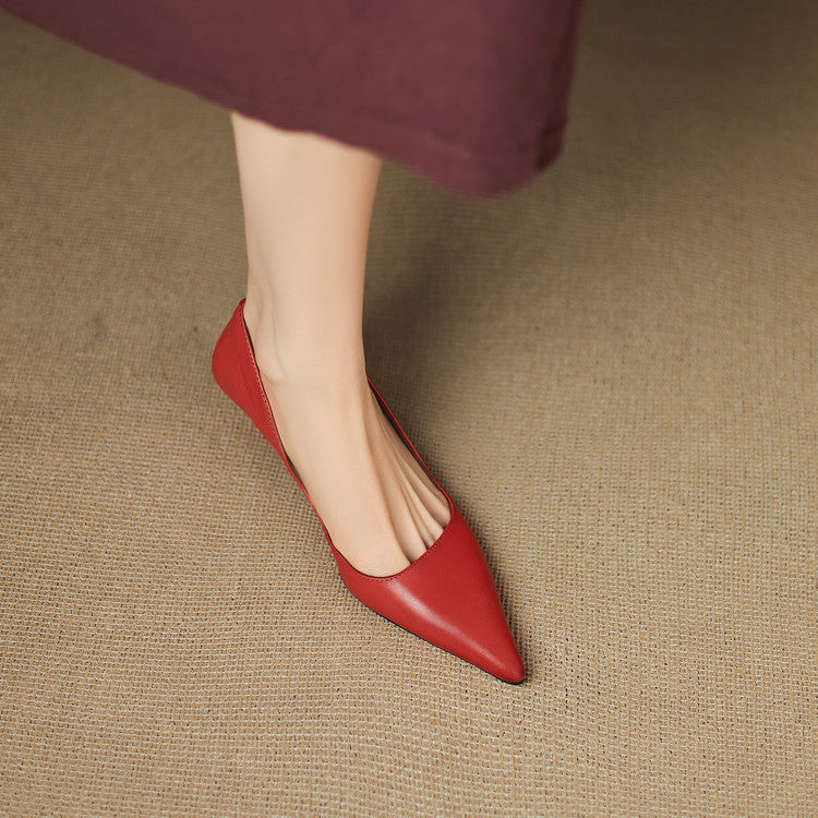 Sylvia | Timeless Style Kitten Heel