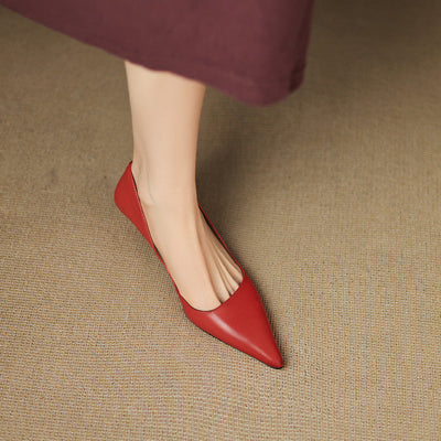 Sylvia | Timeless Style Kitten Heel