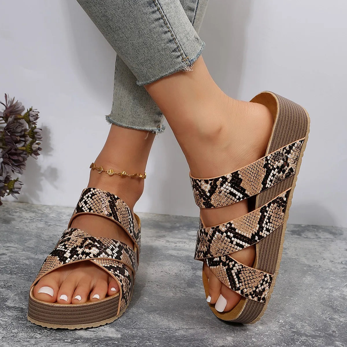 Zoe Allen™ Platform Sandals