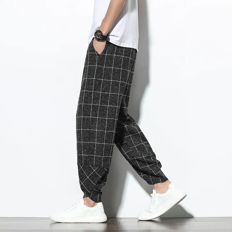 Strathmore Check Trousers