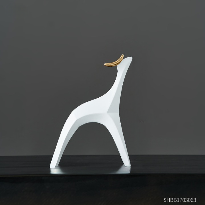 Vinthentic Artisan Decorative Statues