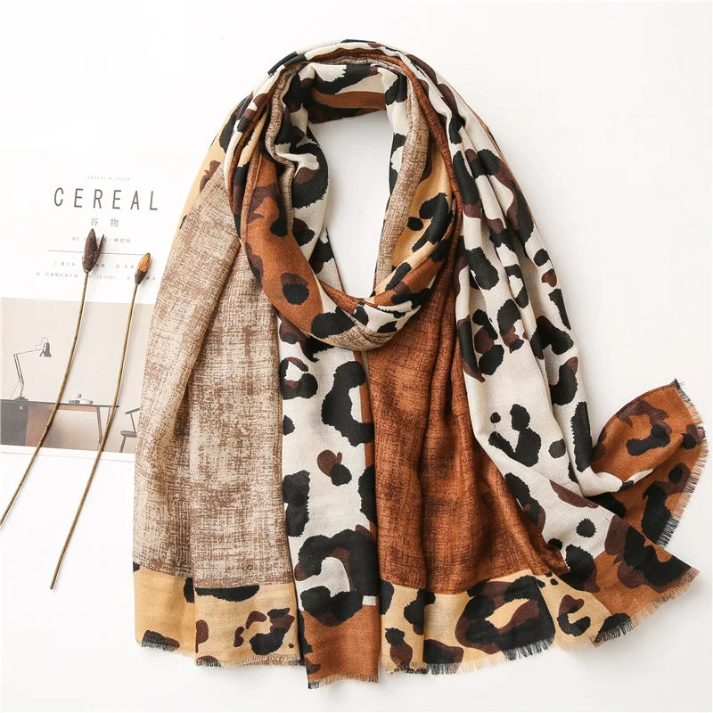 "Queen of the Savannah" Scarf