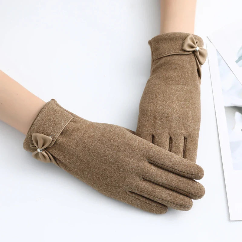 "Velvet Touch" Bow Gloves