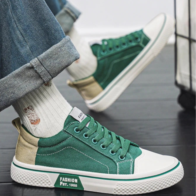 George | Classic Casual Sneakers