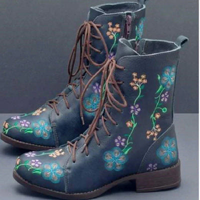 Avencea Retro Boots with Ethnic Embroidery - Elegant and Appealing Design for Maximum Grip and Durability
