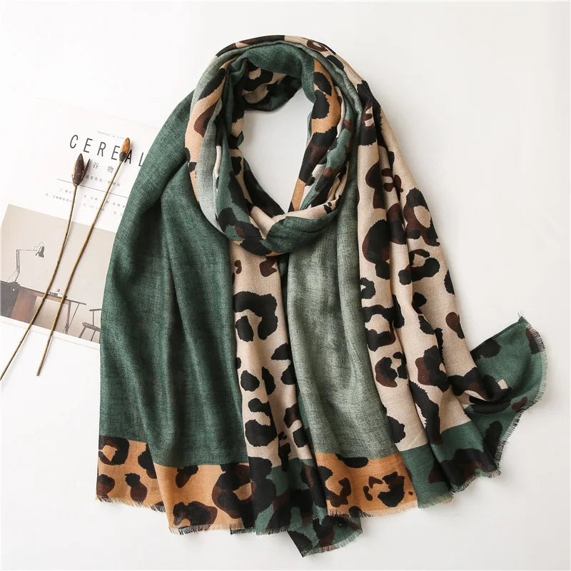 "Queen of the Savannah" Scarf