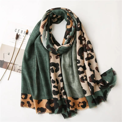 "Queen of the Savannah" Scarf
