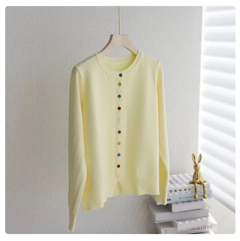 THE CLARISSE | COLOR-BUTTON CARDIGAN