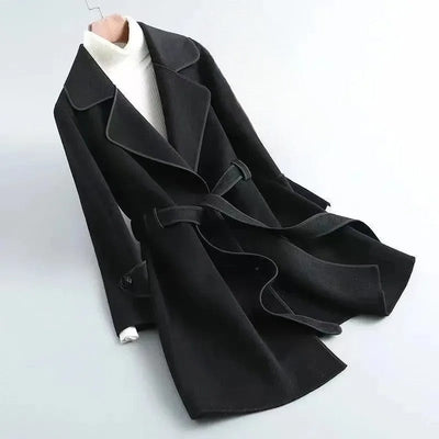 Dahlia en Fleur Wrap Coat