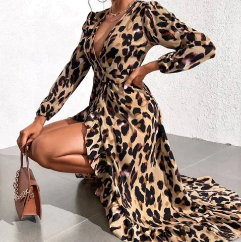 Avencea - Dress with V-Neck and Leopard Print - Spring Dress