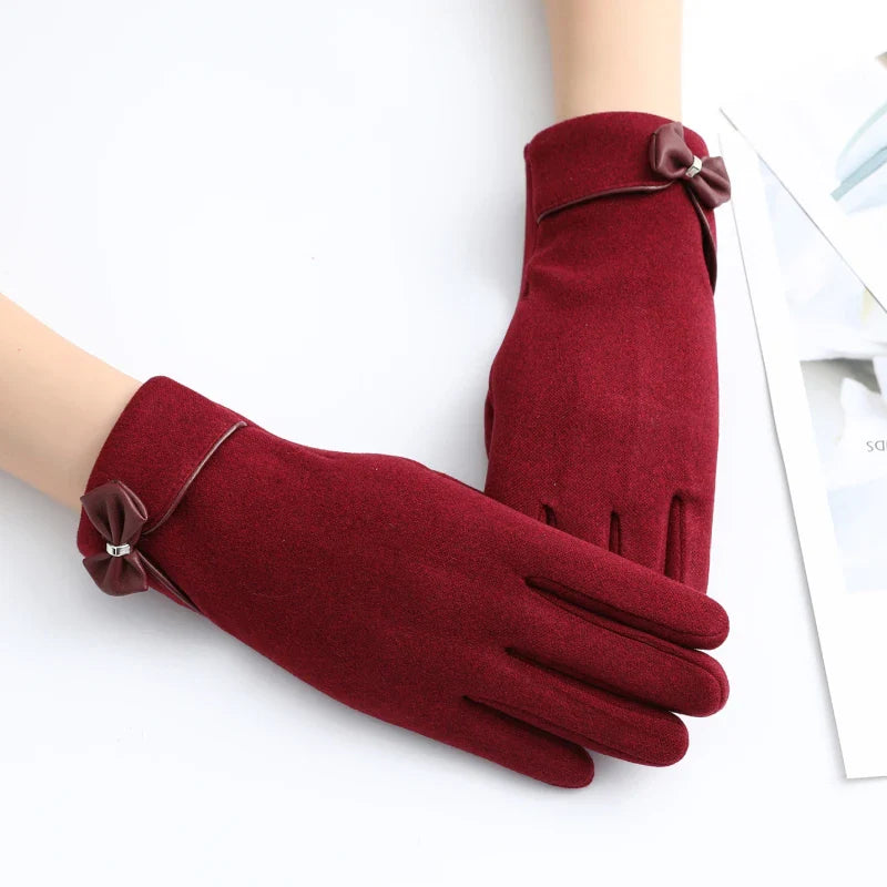 "Velvet Touch" Bow Gloves