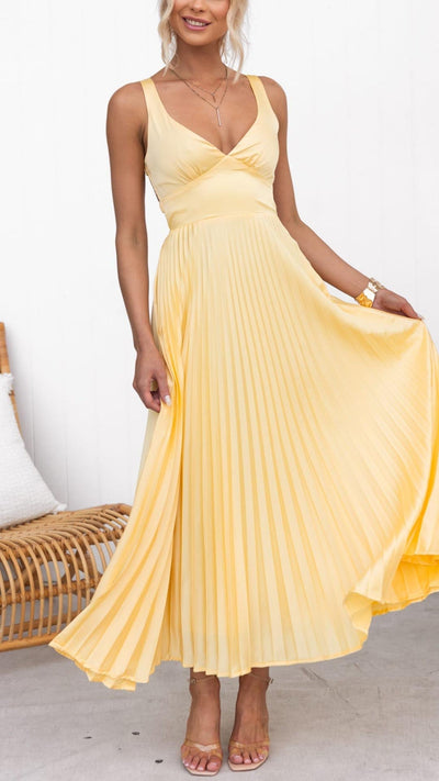 Lucy | Pleated V-Neck Maxi Dress