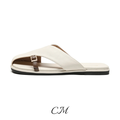 Amelia™ Half Cover Slip-On