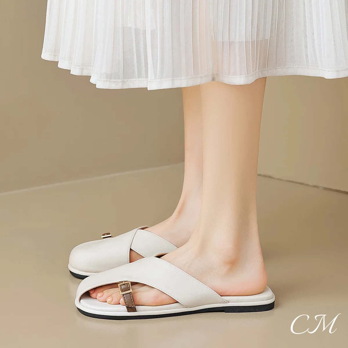 Amelia™ Half Cover Slip-On