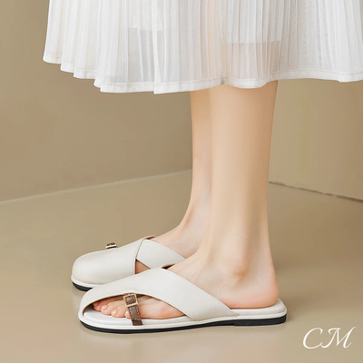 Amelia™ Half Cover Slip-On