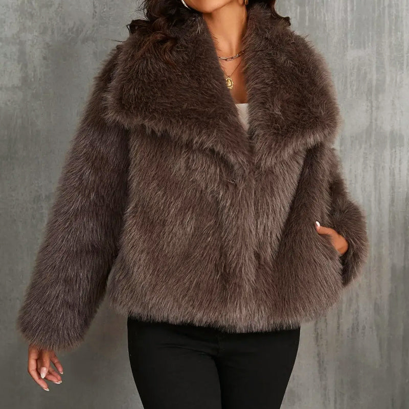 Women’s Cropped Faux Fur Coat with Oversized Collar