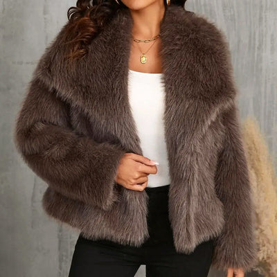 Women’s Cropped Faux Fur Coat with Oversized Collar