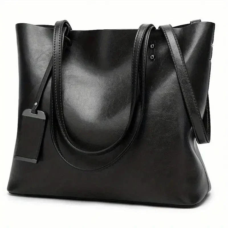 Elegant and versatile leather handbag