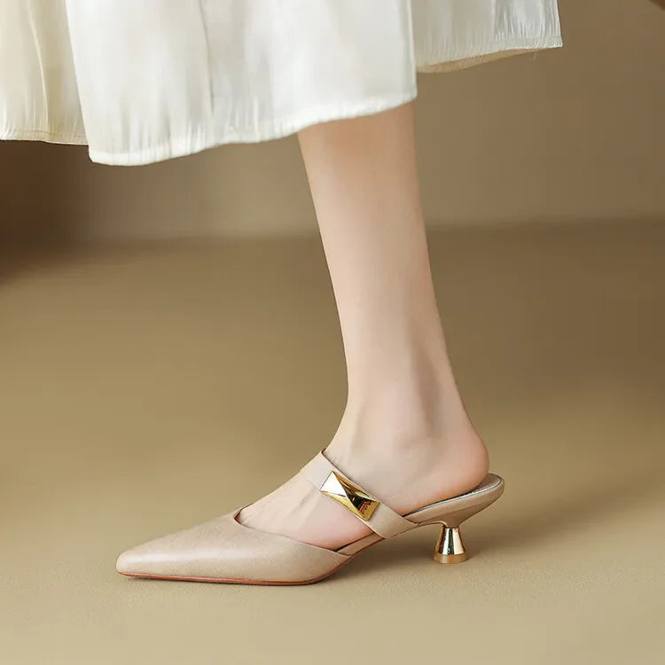 Sophia Kitten Heel Pump