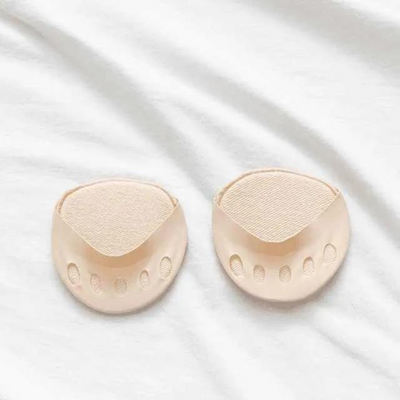 StrideGuard™ Metatarsal Pads — Walk Pain-Free with Feather-Light Comfort and Confident Style