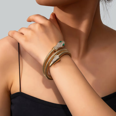 Serpenti Coil Cuff