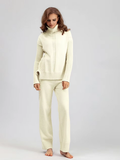 Scarlett™ - Stylish High-neck Pullover Sweater with Loose Pants Set