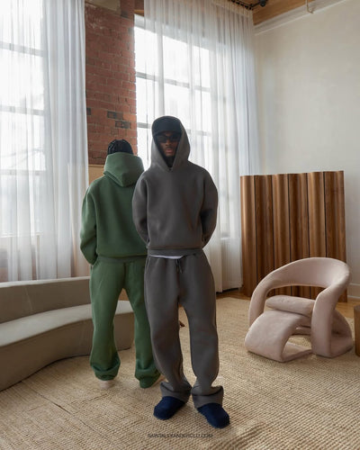 Ashton™ | Paris Outfit