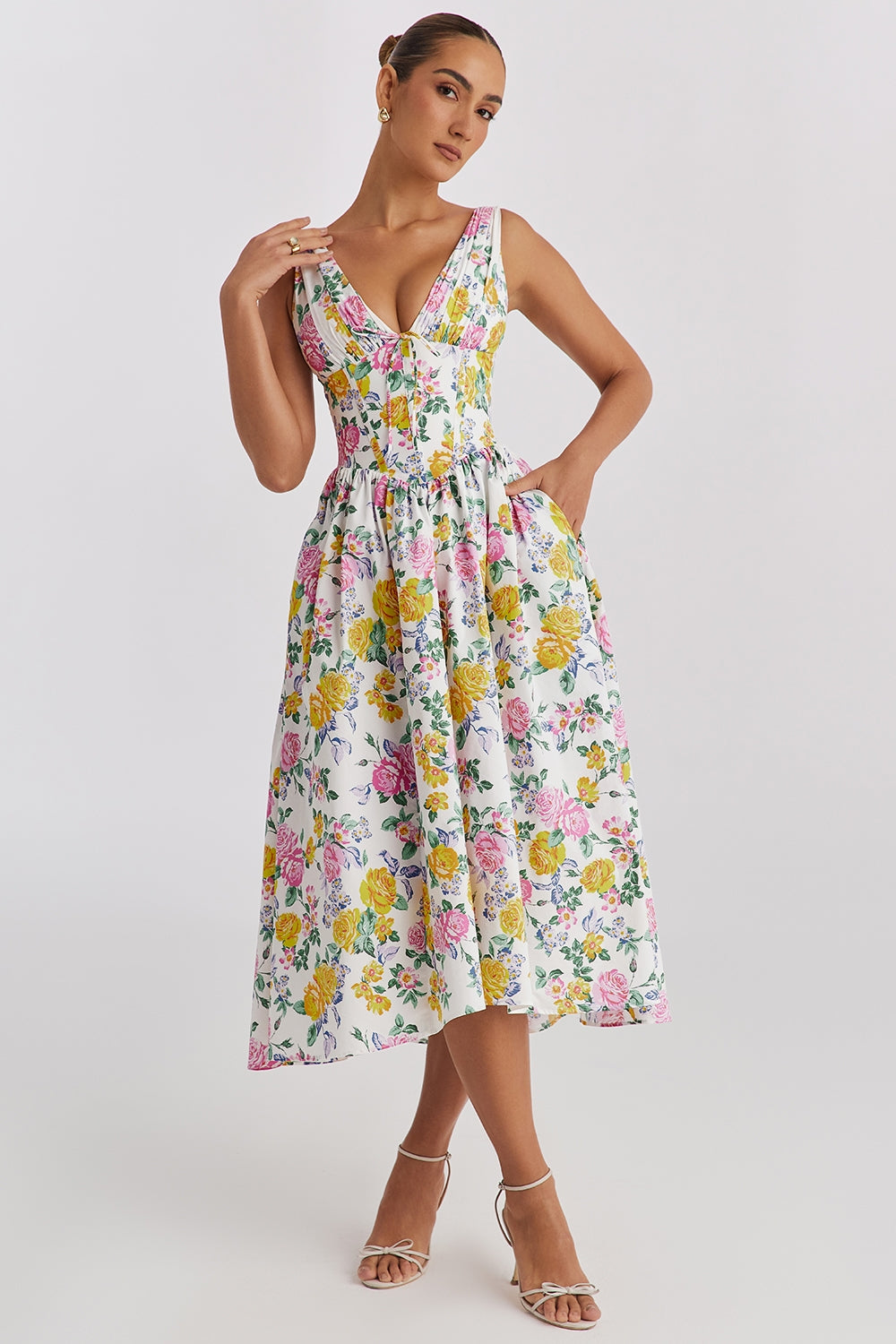 Aeliana | Elegant Flattering Summer Dress