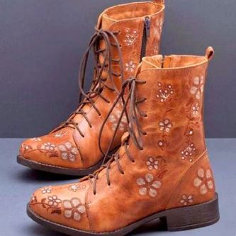 Avencea | Ethnically Embroidered Retro Boots