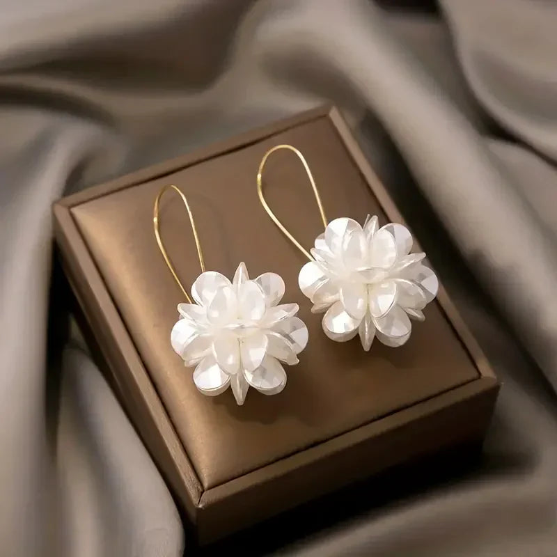 Pure Blossom Earrings | Gold 14k