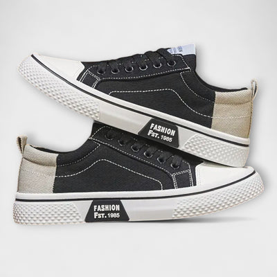 William | Classic Casual Sneakers