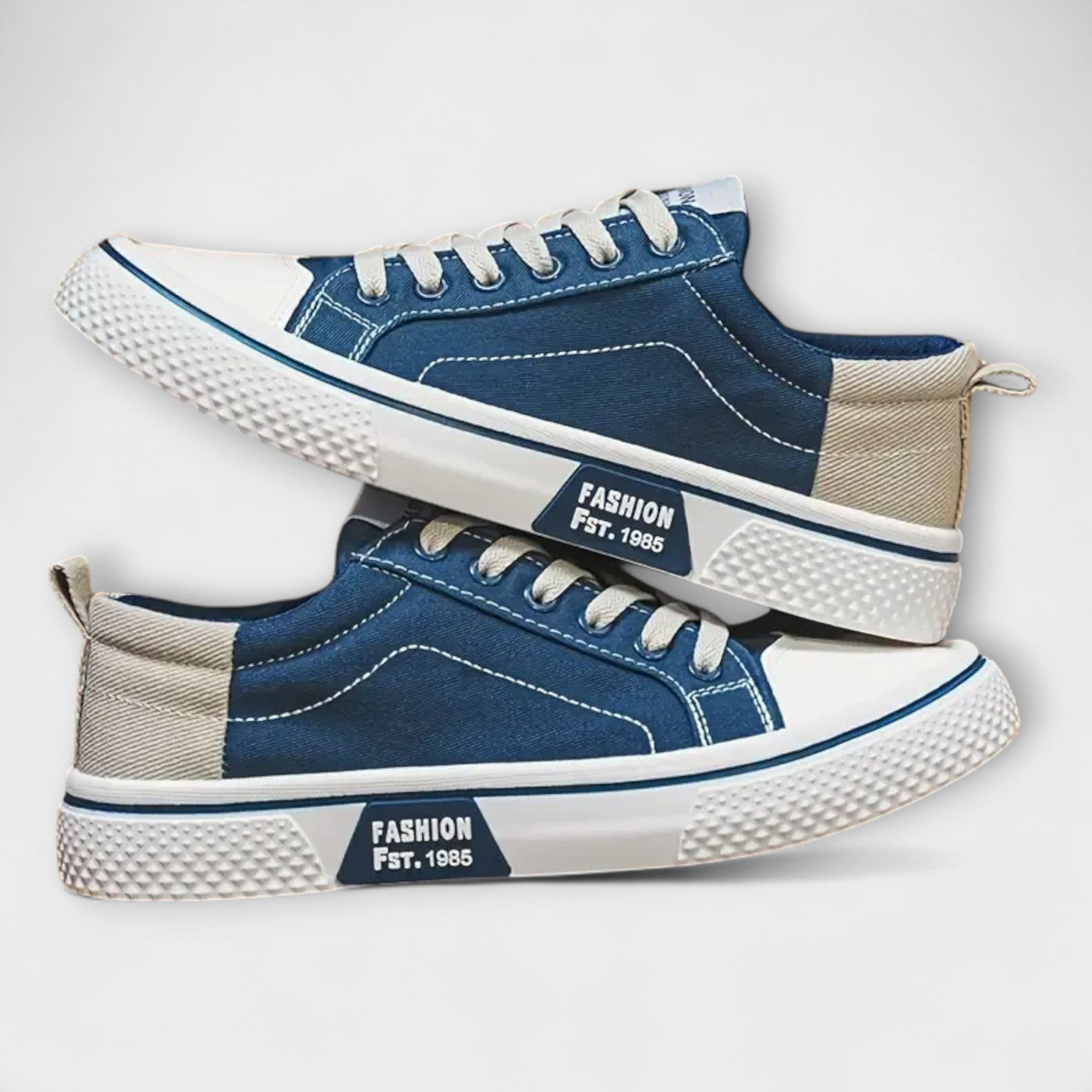 William | Classic Casual Sneakers