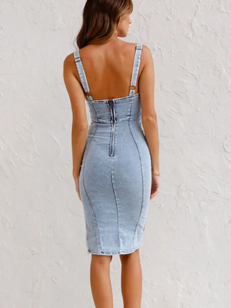 Avencea – Jeans Dress with Adjustable Straps and Elegant Design