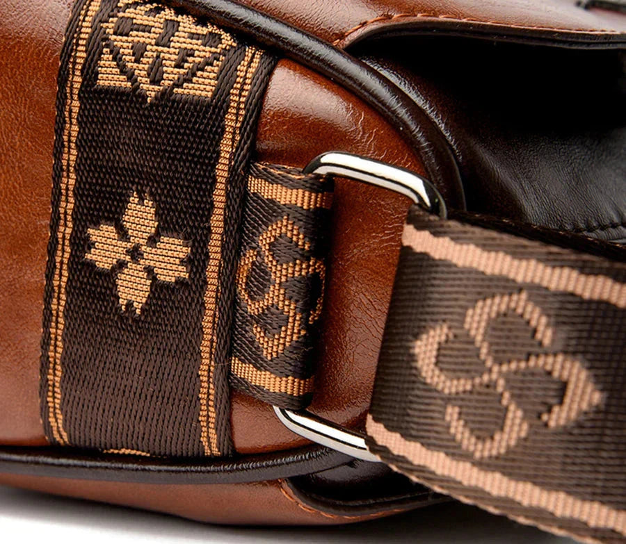 Octavia - Elegant Adjustable Strap Crossbody Bag