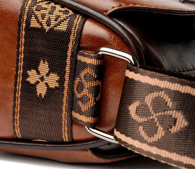 Octavia - Elegant Adjustable Strap Crossbody Bag