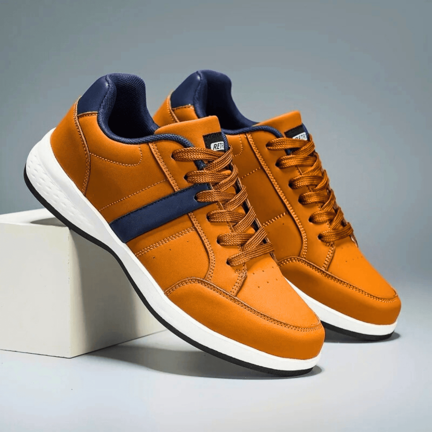 Raymond | Classic Casual Sneakers