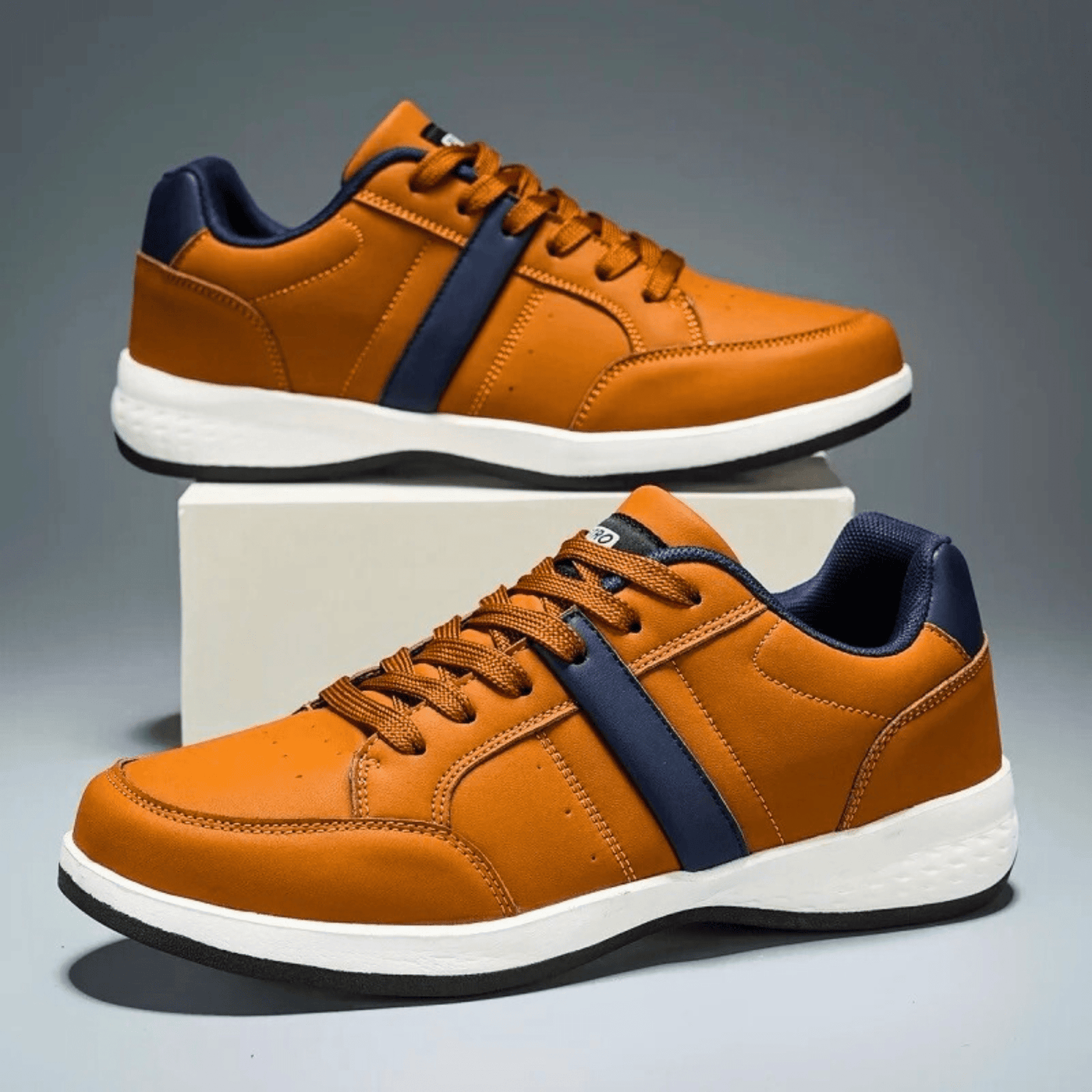 Raymond | Classic Casual Sneakers