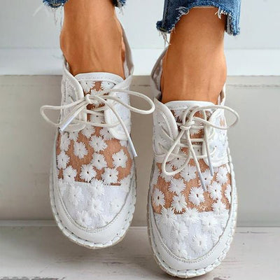 Embroidered Sneakers – Avencea – Comfort and Style in Perfection