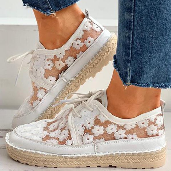 Embroidered Sneakers – Avencea – Comfort and Style in Perfection