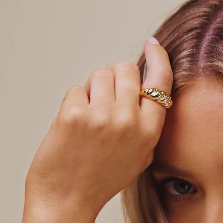 Elaria Visconti Ring | Rose Gold 14k